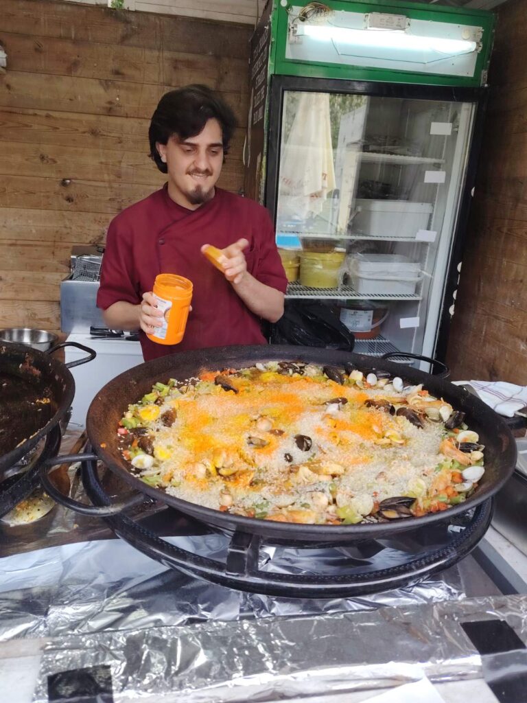 Španska kuhinja na street food festivalu: Paelja oduševila posetioce